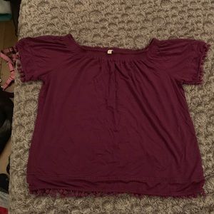 Women’s burgundy top